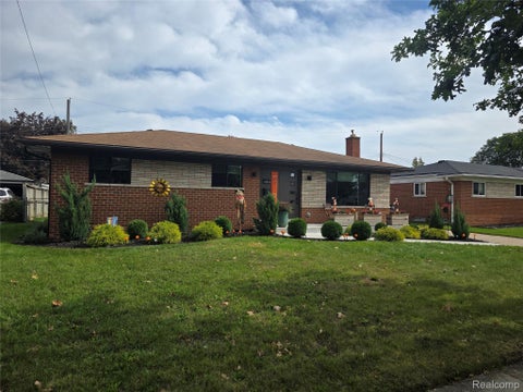 Tiny photo for 31314 Morgan Drive, Warren City, MI 48088 (MLS # 20261082846)