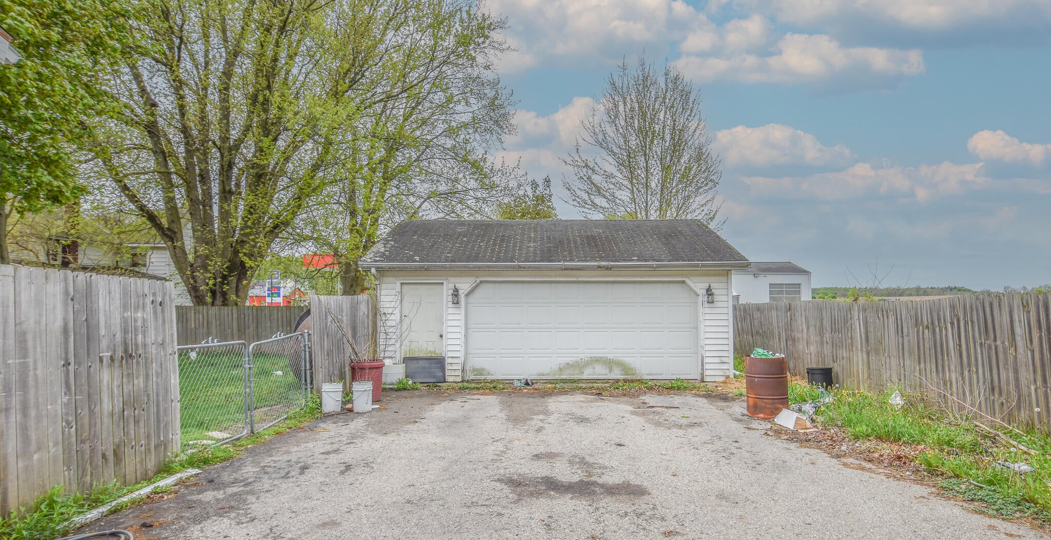 105 W Elm Street