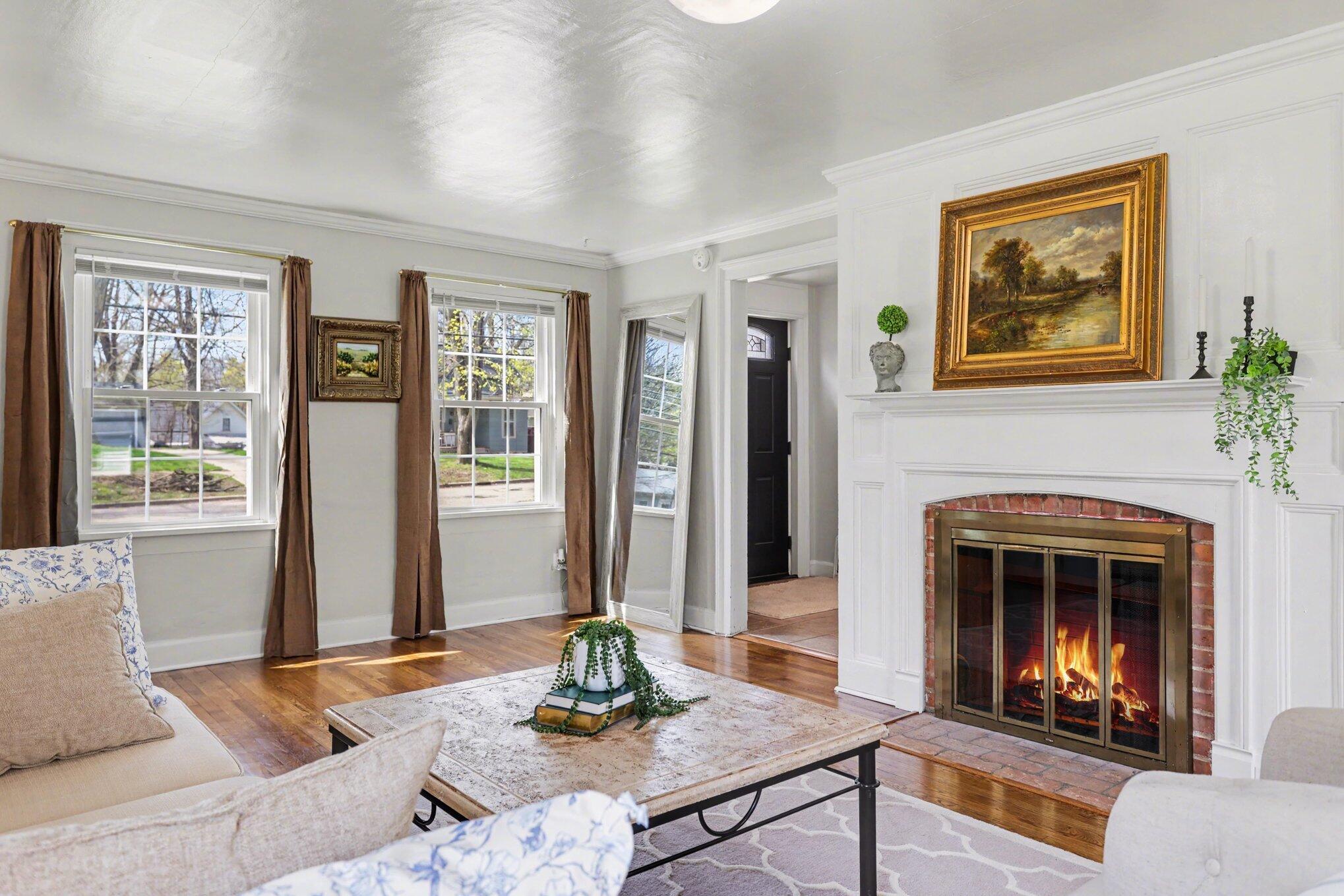 346 N Marshall Avenue