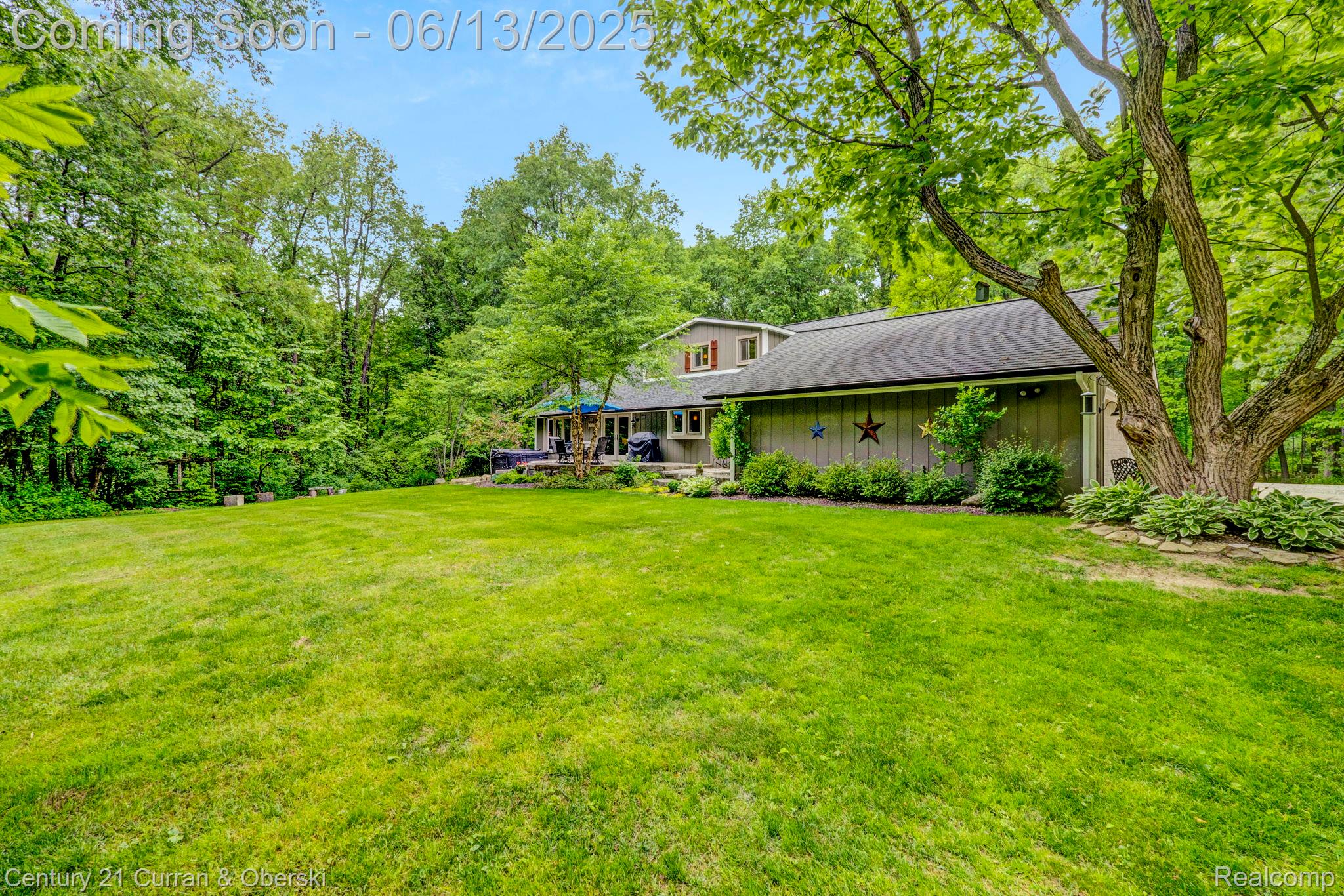 2886 Lorien Drive
