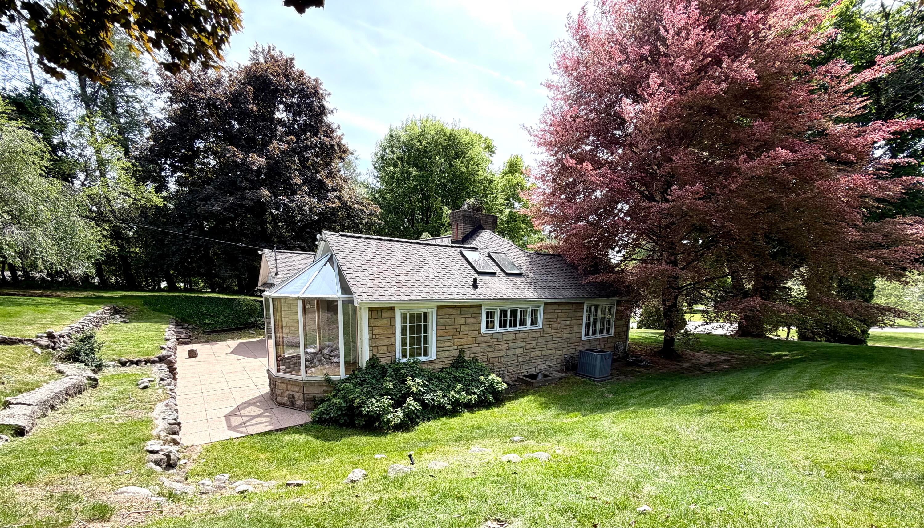 19 S Moorland Drive
