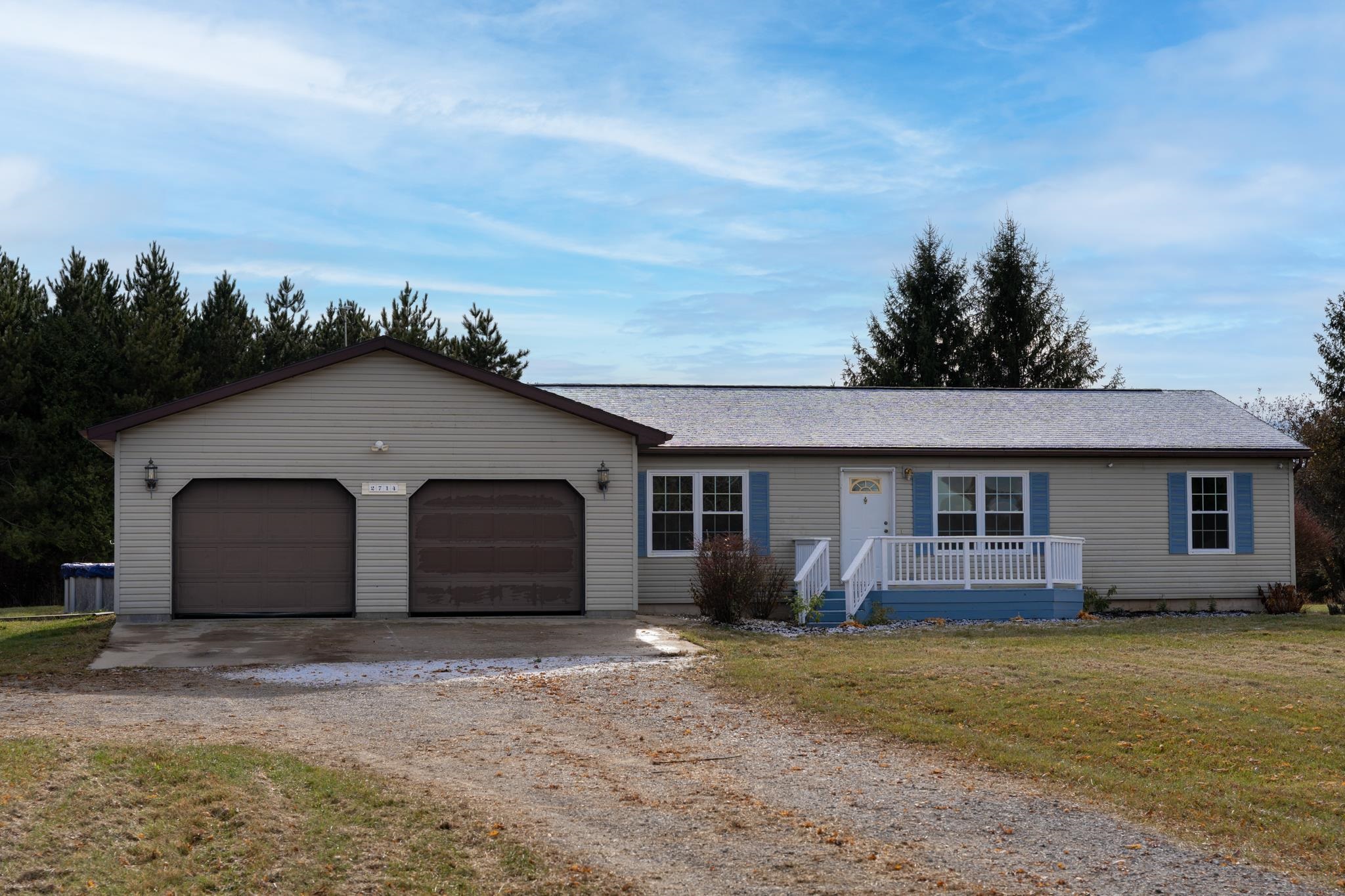 2714 E Blanchard Road