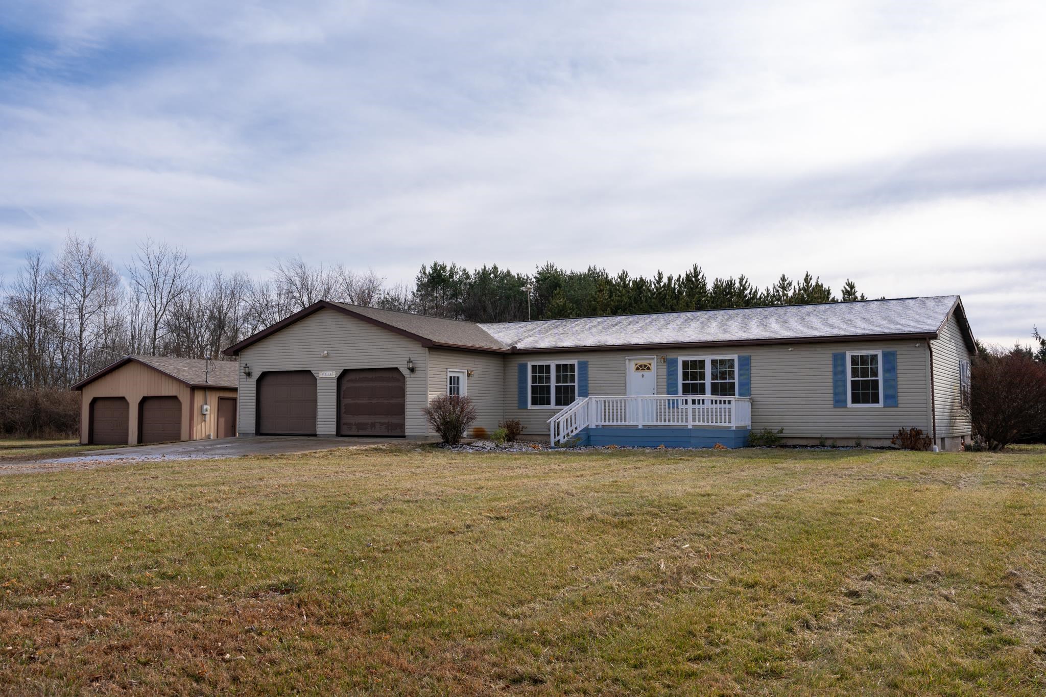 2714 E Blanchard Road