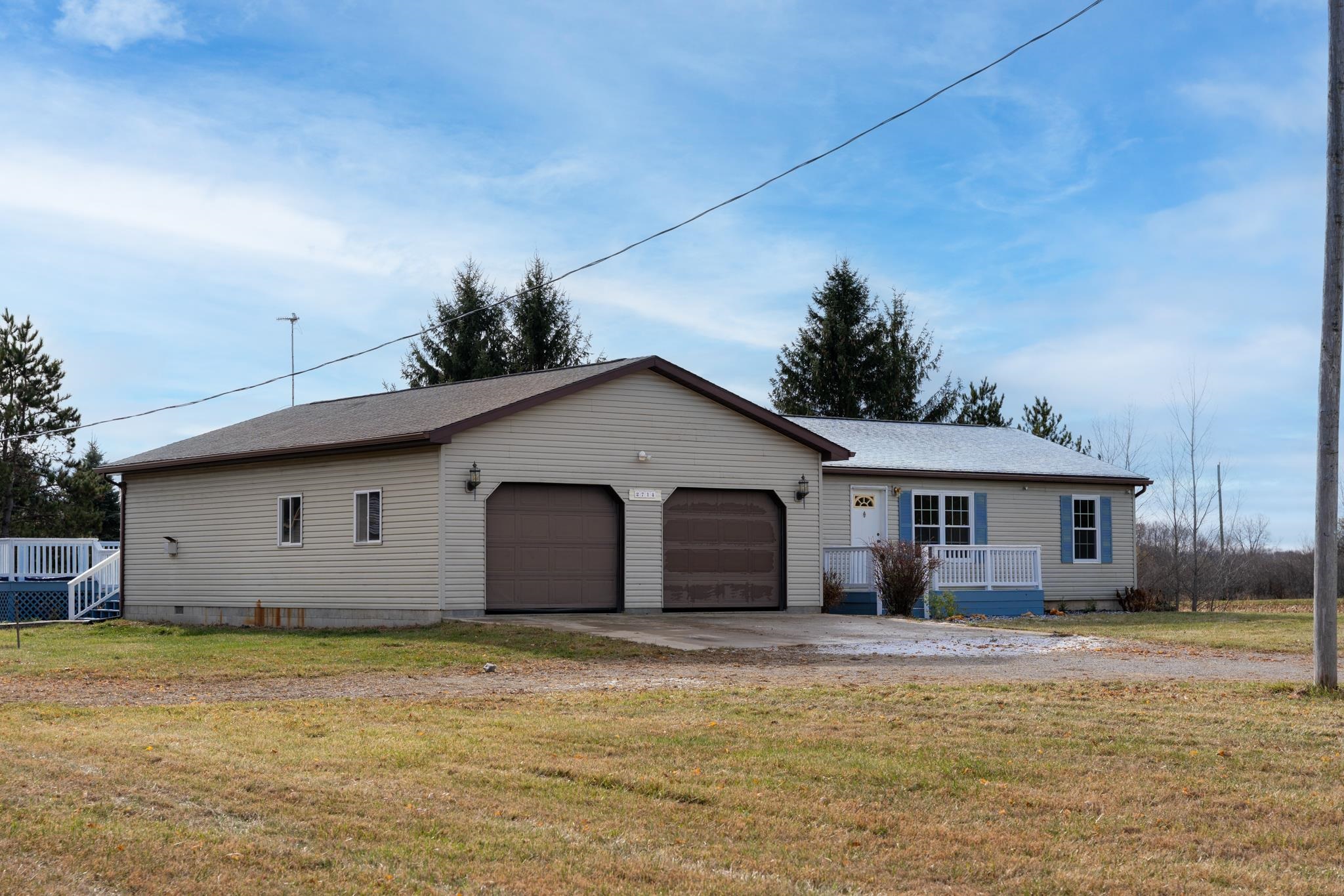 2714 E Blanchard Road