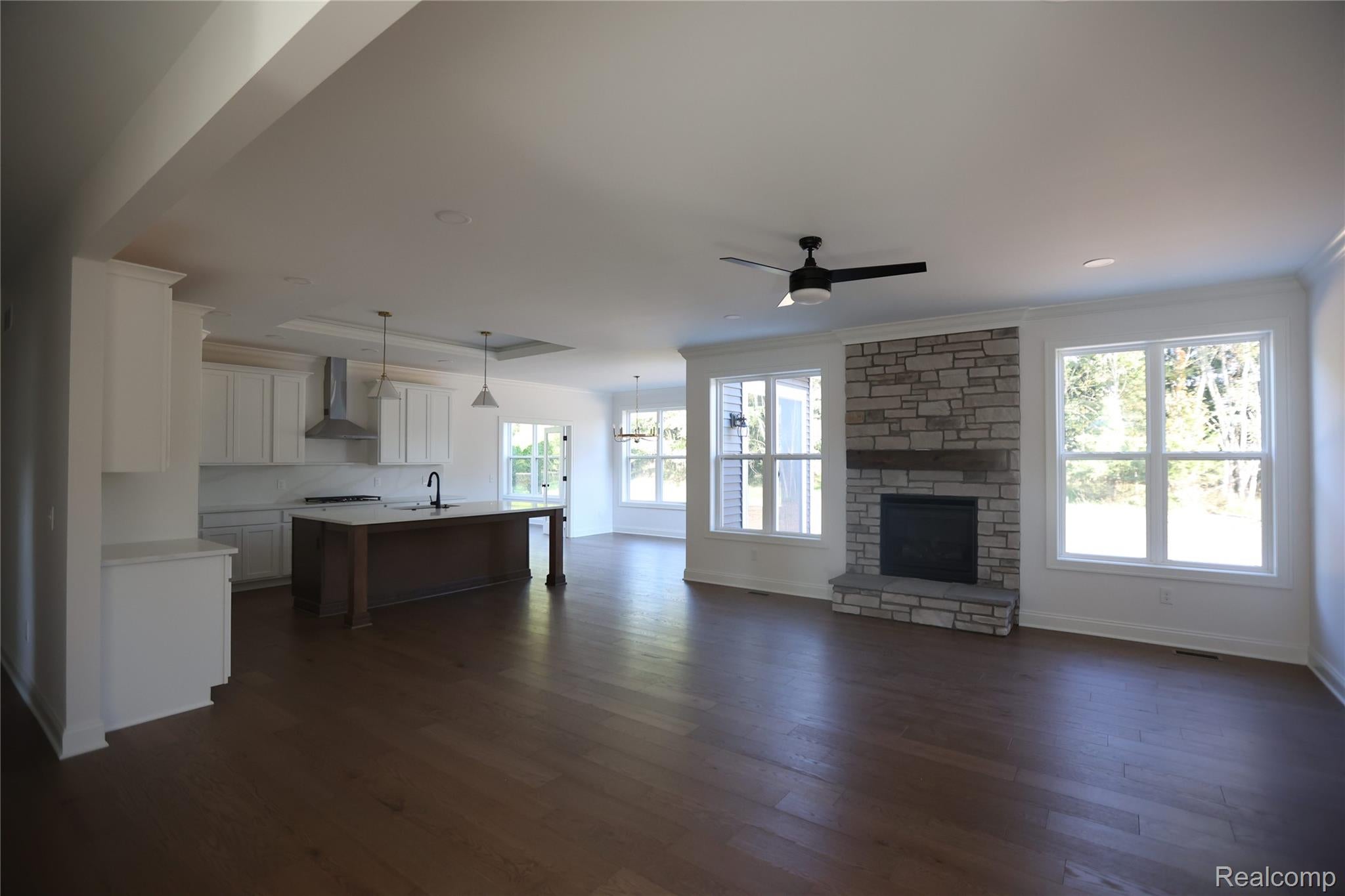 2735 Pine Shadow Court