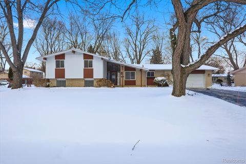 5586 Wild Ridge Lane West Bloomfield Charter Township MI 48322