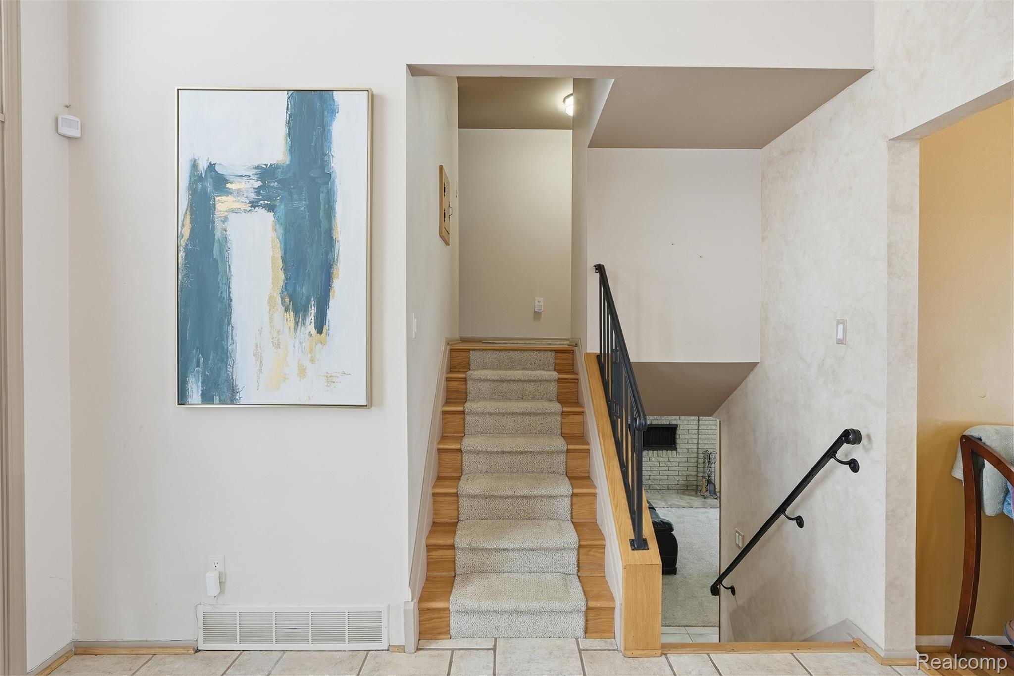 5586 Wild Ridge Lane