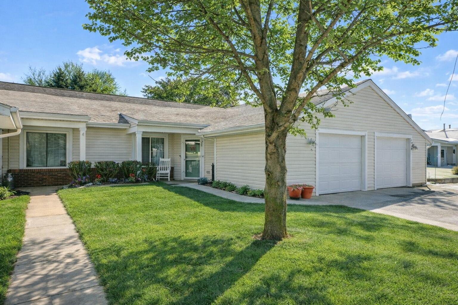 7132 E Cannon Place Drive NE