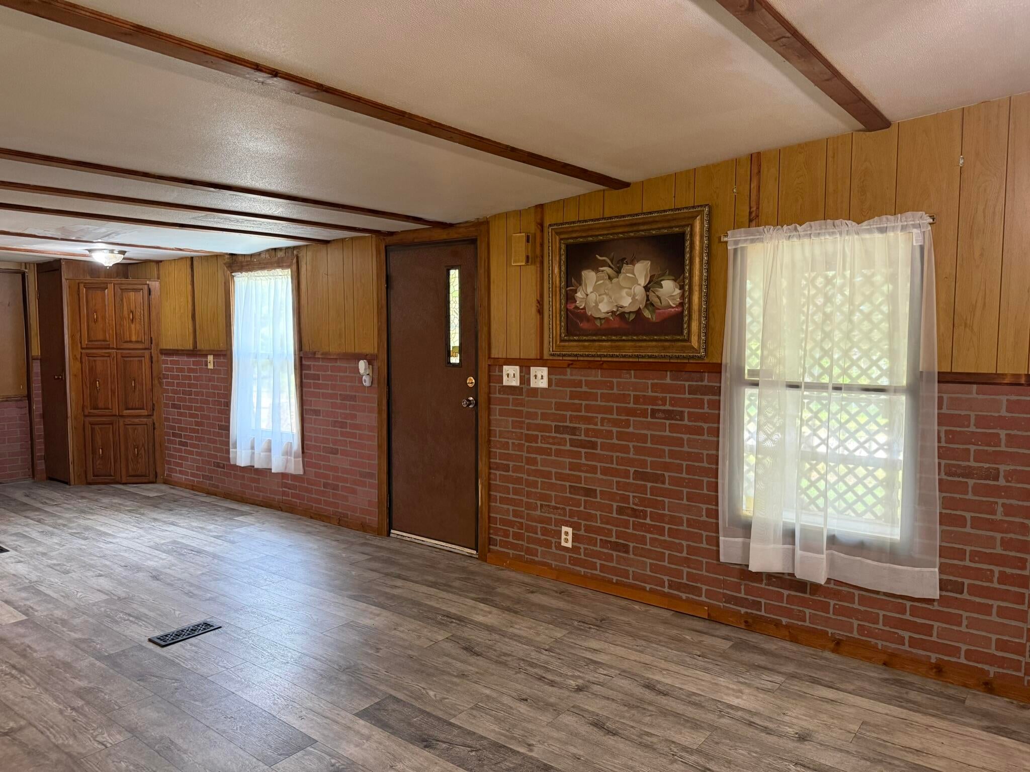 669 Linden Road