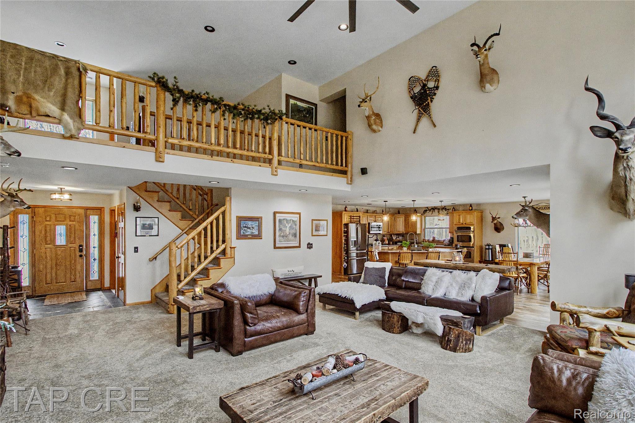 6417 Foxhollow Court