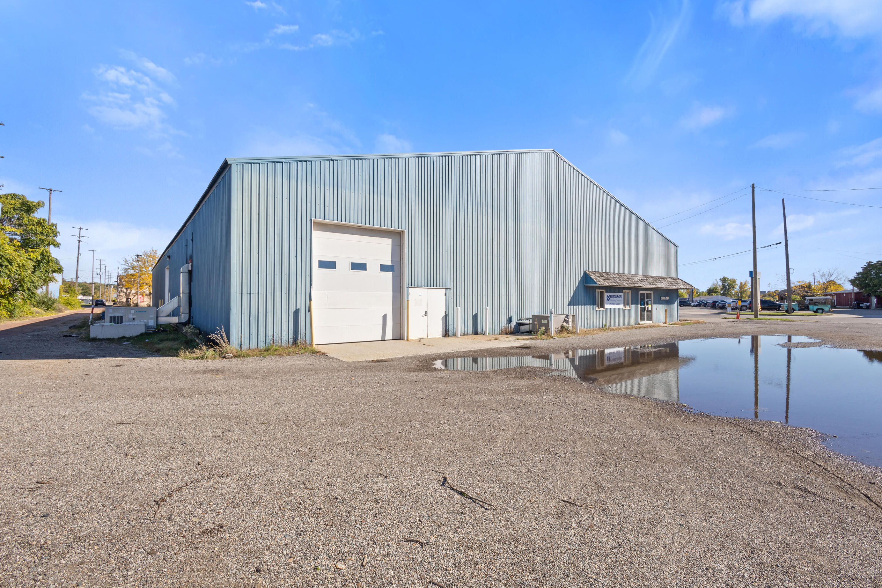 409 E Kalamazoo Avenue