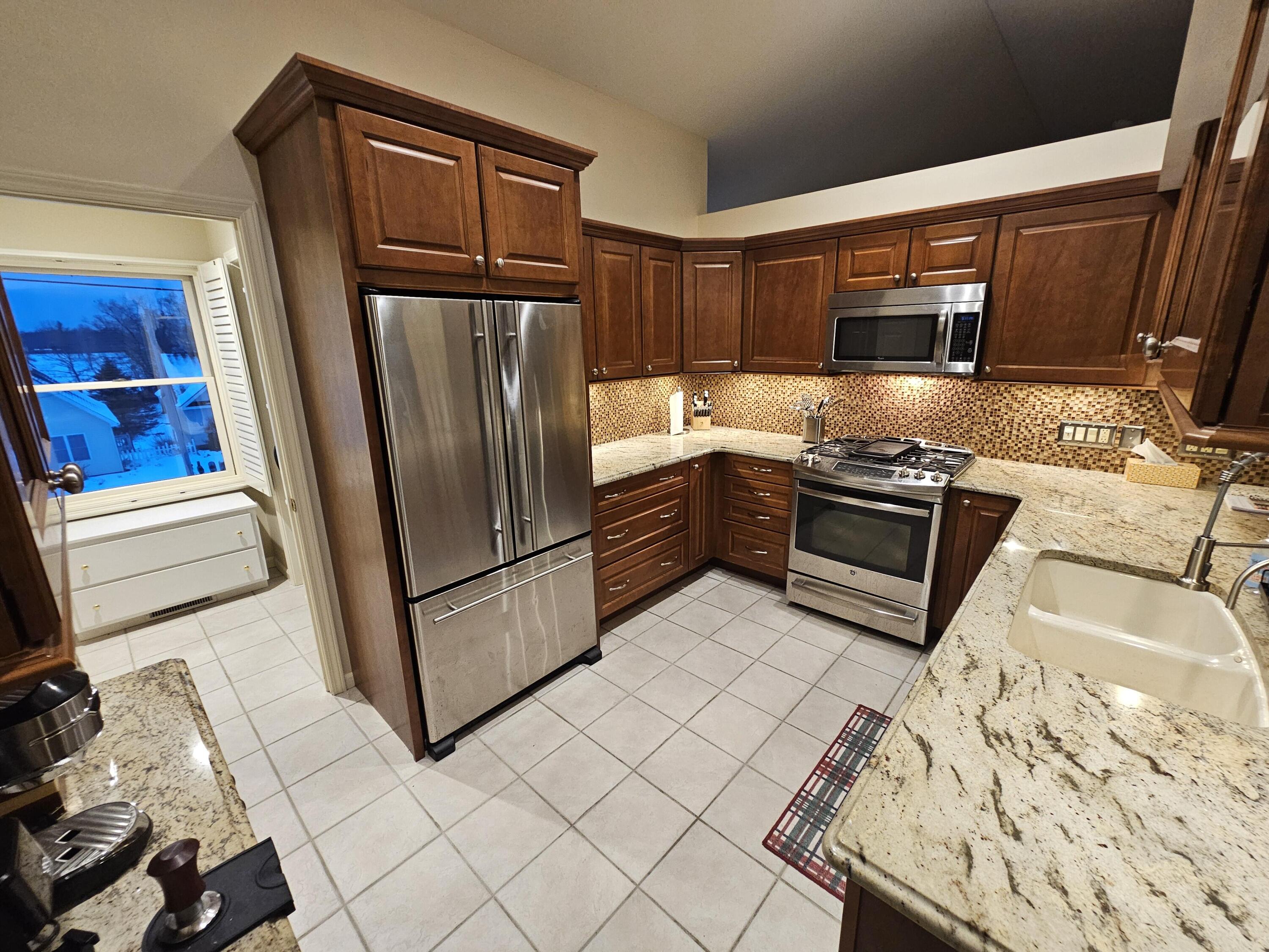 11815 N Lake Side Drive