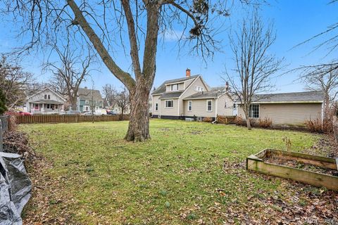 Tiny photo for 1539 Park Avenue, Bay City City, MI 48708 (MLS # 20261002529)