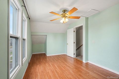 Tiny photo for 1539 Park Avenue, Bay City City, MI 48708 (MLS # 20261002529)