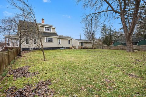 Tiny photo for 1539 Park Avenue, Bay City City, MI 48708 (MLS # 20261002529)