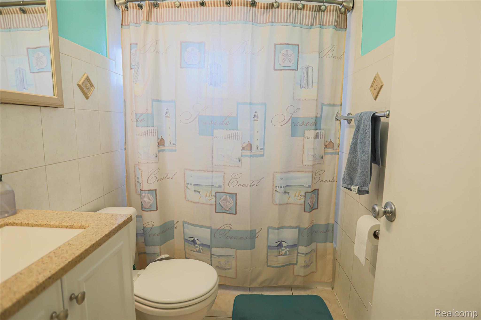 Roseville City, Michigan 48066, United States, 3 Bedrooms Bedrooms, ,2 BathroomsBathrooms,Residential,Active,241085