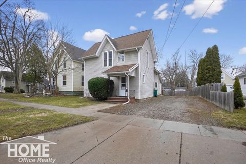 218 S Oak Street Owosso City MI 48867