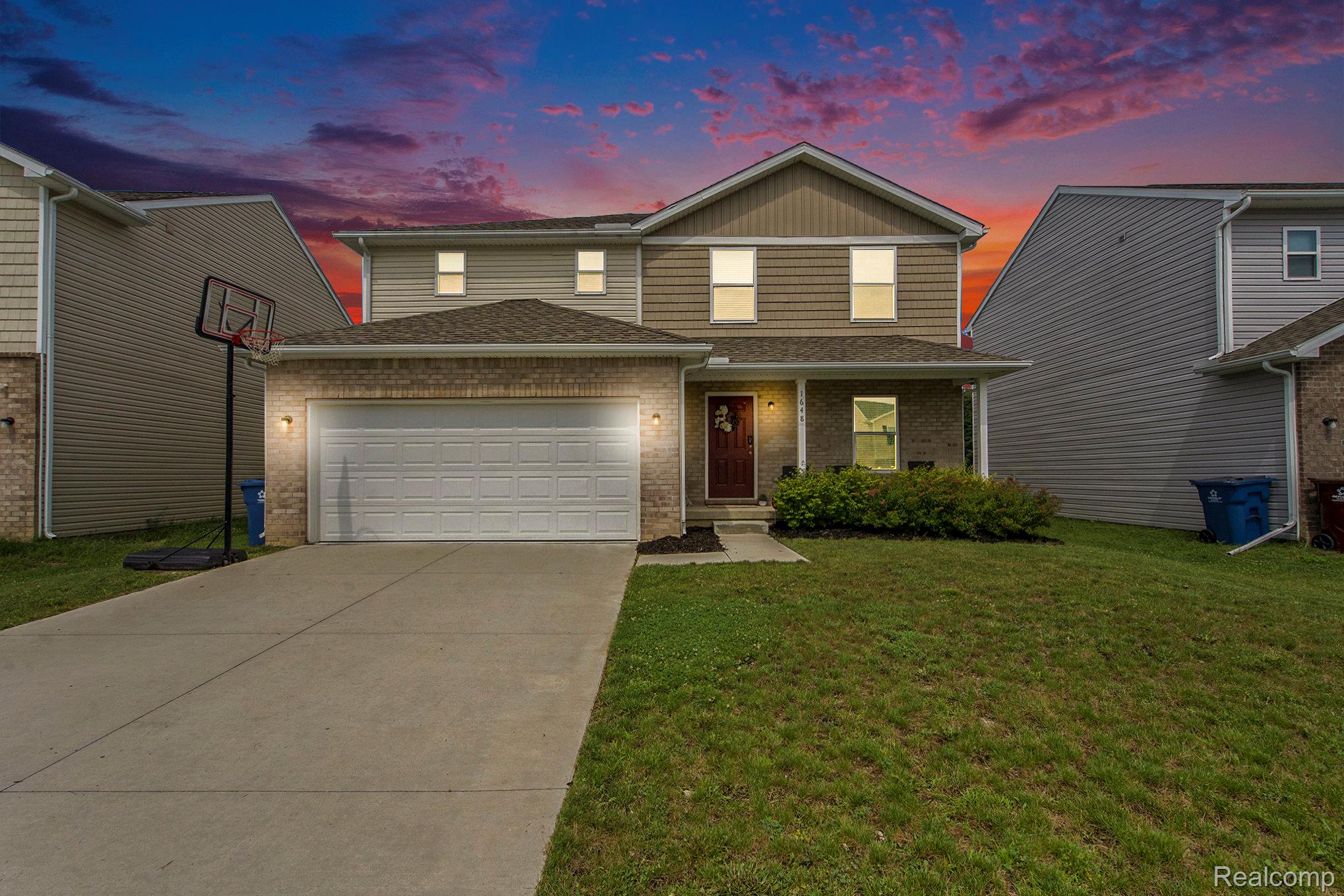 1648 Golfview Drive