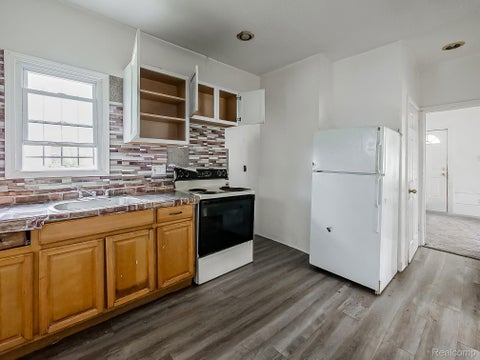 Tiny photo for 6430 Majestic Street, Detroit City, MI 48210 (MLS # 20261079368)