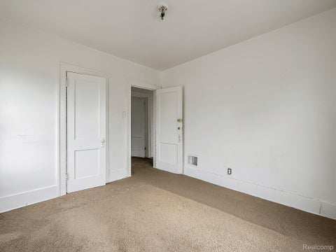 Tiny photo for 6430 Majestic Street, Detroit City, MI 48210 (MLS # 20261079368)