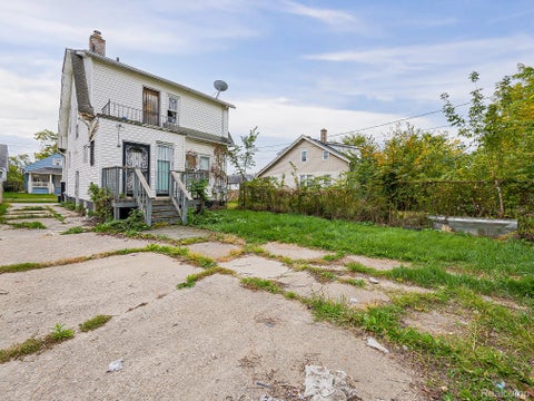 Tiny photo for 6430 Majestic Street, Detroit City, MI 48210 (MLS # 20261079368)