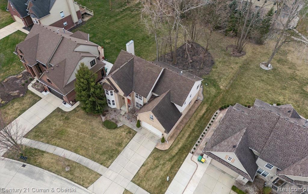 49288 Peninsular Drive