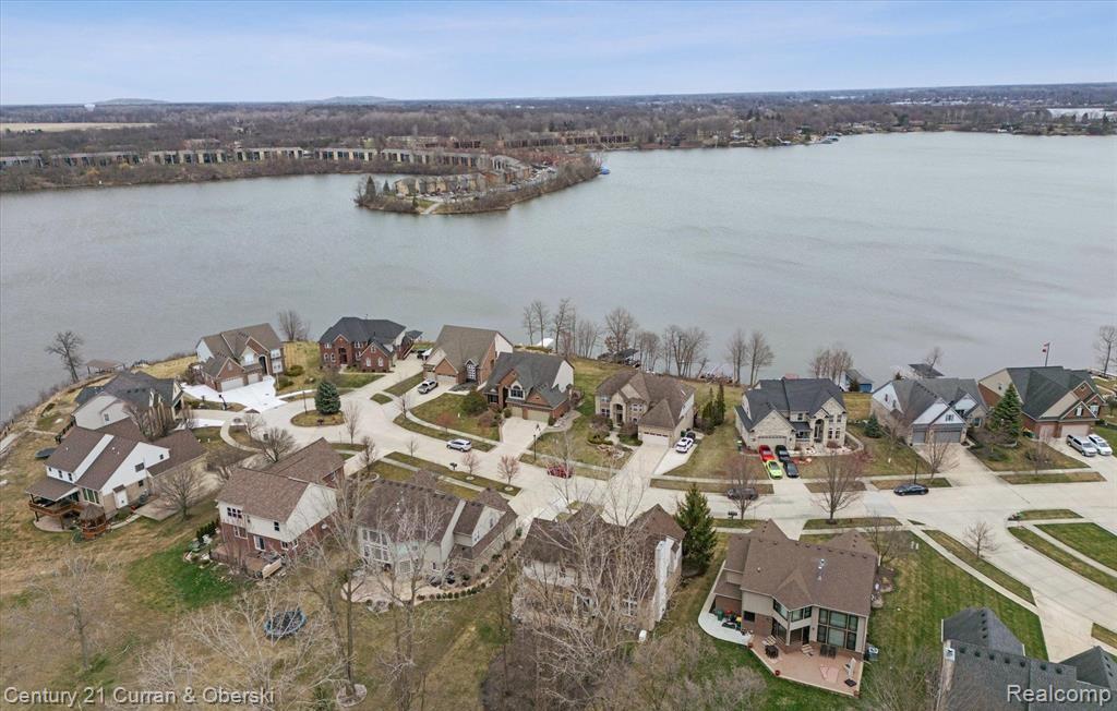 49288 Peninsular Drive