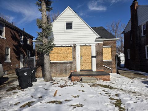 15241 Seymour Street Detroit City MI 48205