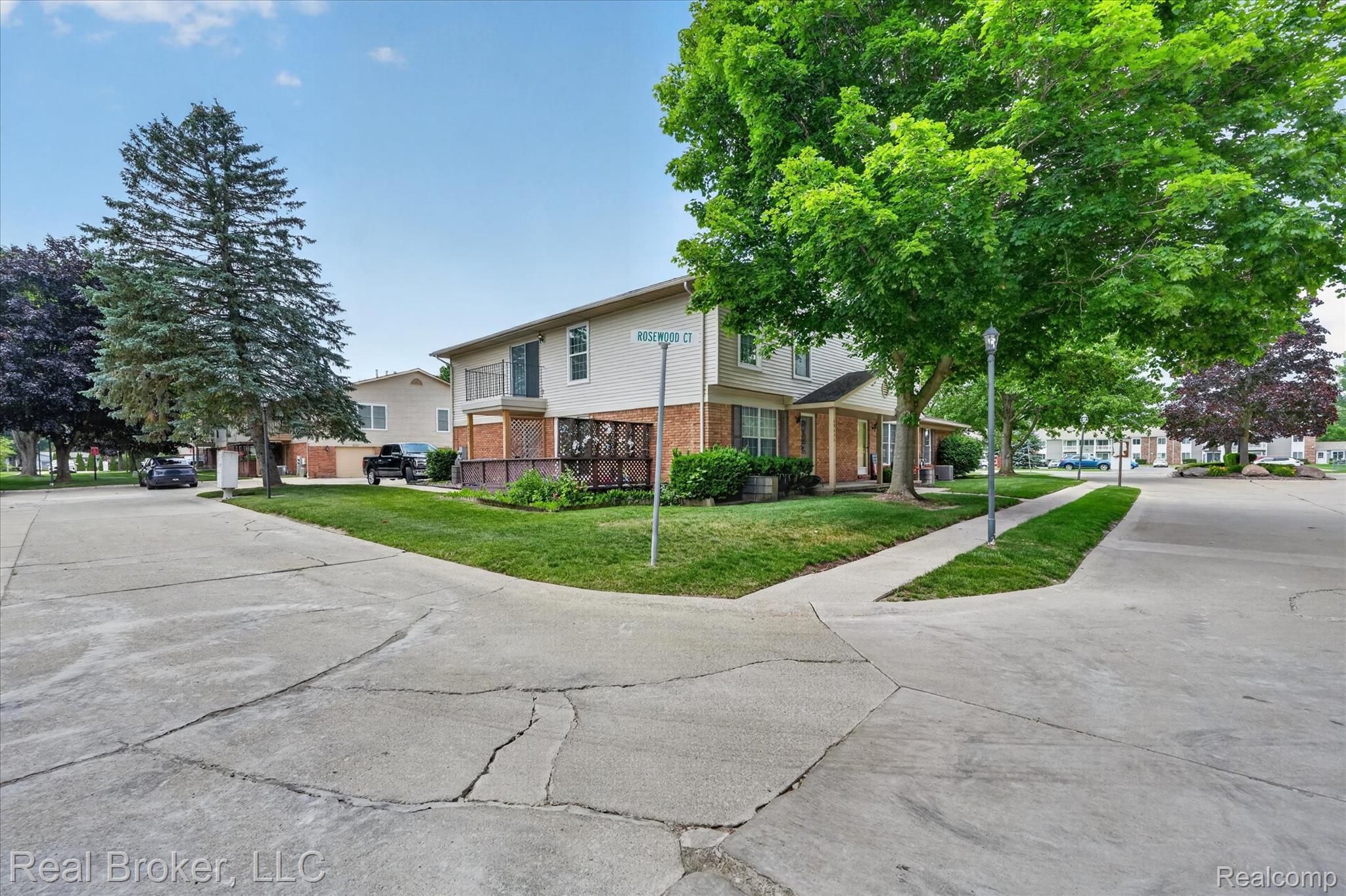 68457 Rosewood Lane