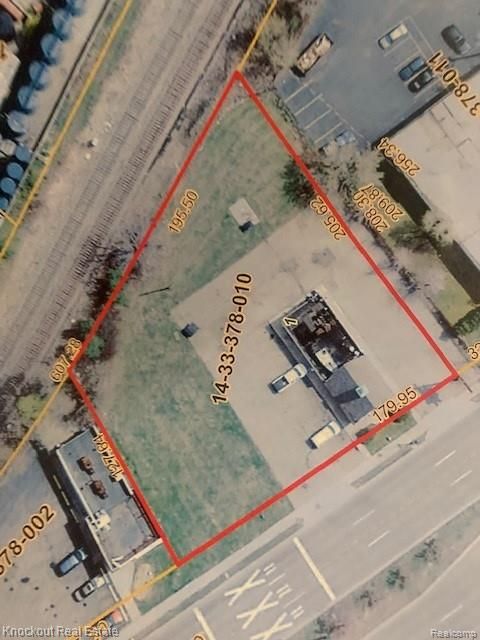 45258 Woodward Avenue Pontiac City MI 48341