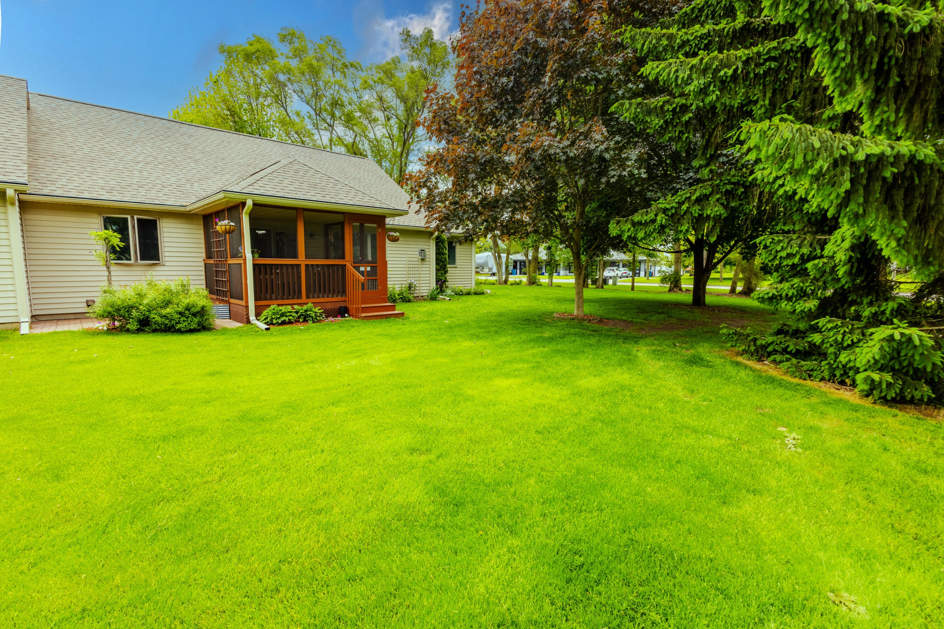 11 Oakdale Lane