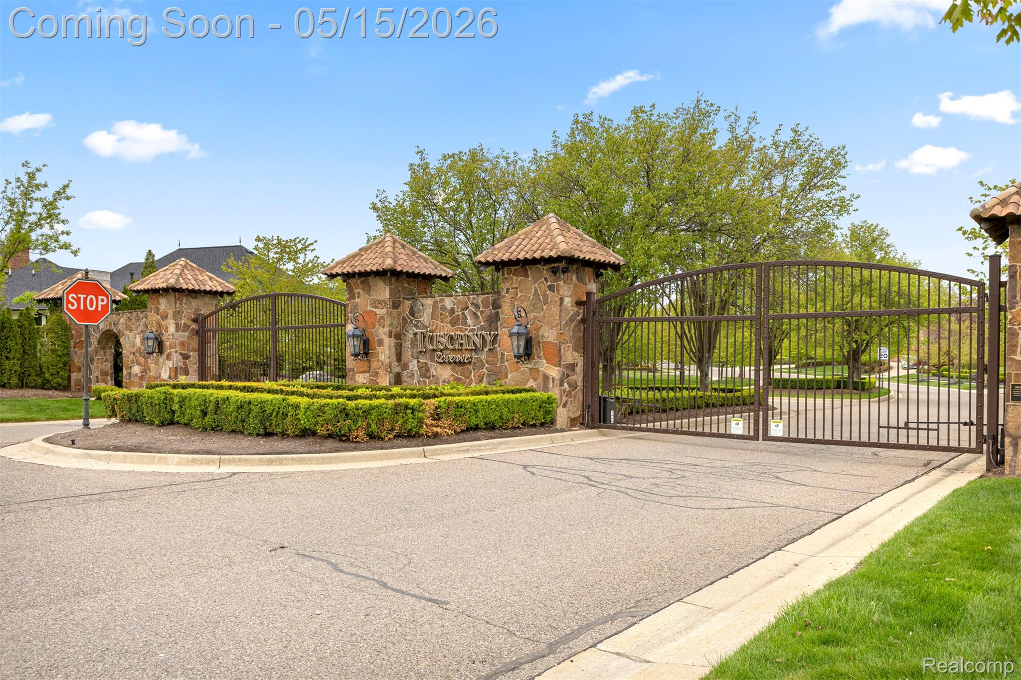 48892 Barola Court