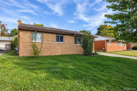 Tiny photo for 29622 Brown Court, Garden City, MI 48135 (MLS # 20261083167)