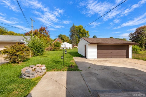 Tiny photo for 29622 Brown Court, Garden City, MI 48135 (MLS # 20261083167)