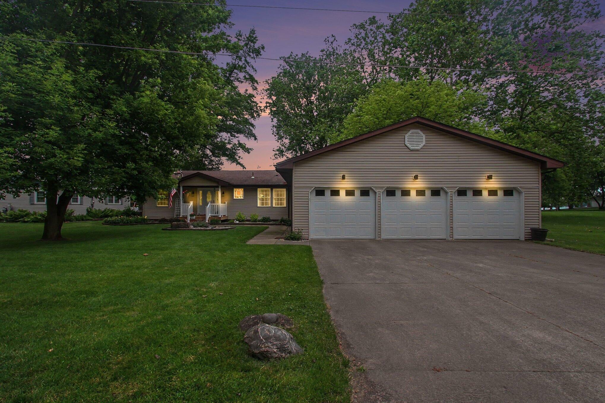 46896 Meadow Lane