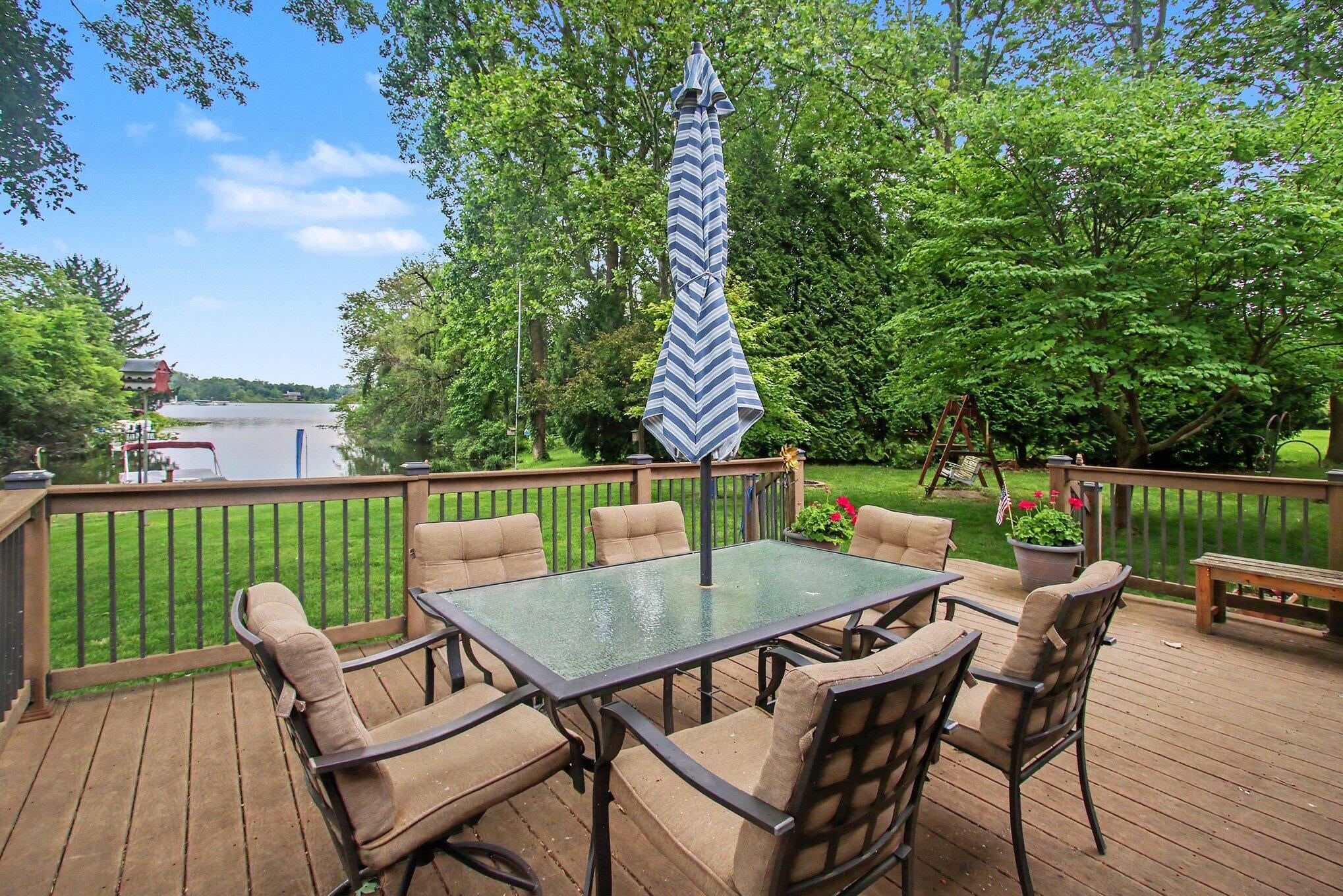 46896 Meadow Lane
