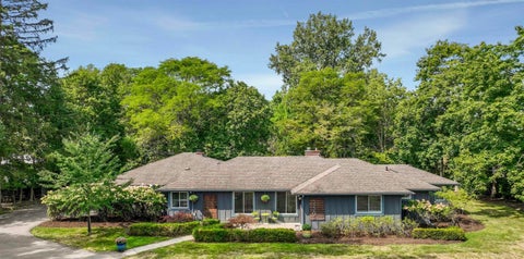 Photo of 32205 Eastlady Drive, Beverly Hills Village, MI 48025 (MLS # 58050225424)