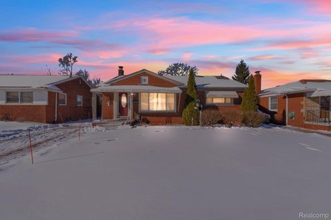 6725 Schaller Drive Garden City City MI 48135