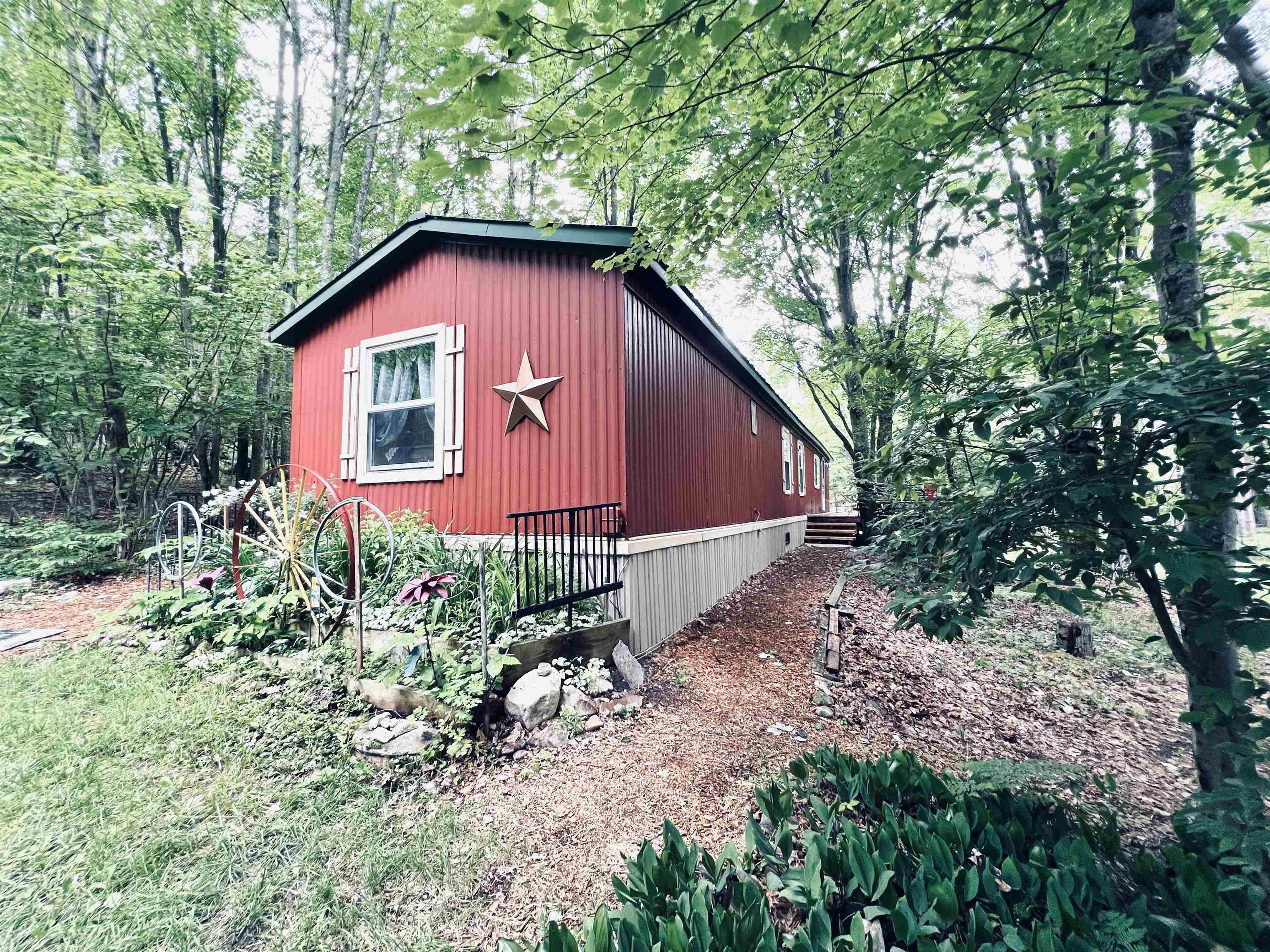 154 Hills Circle