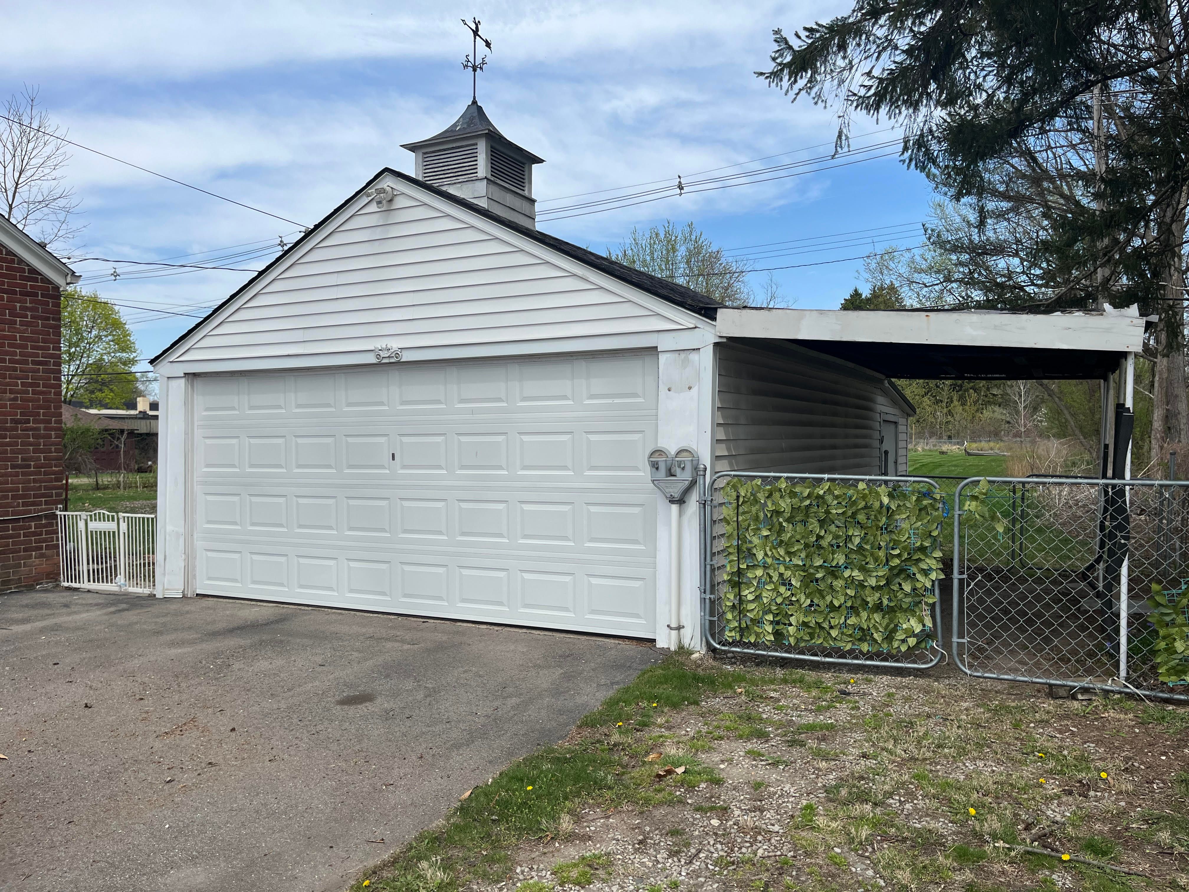 32230 5 MILE Road