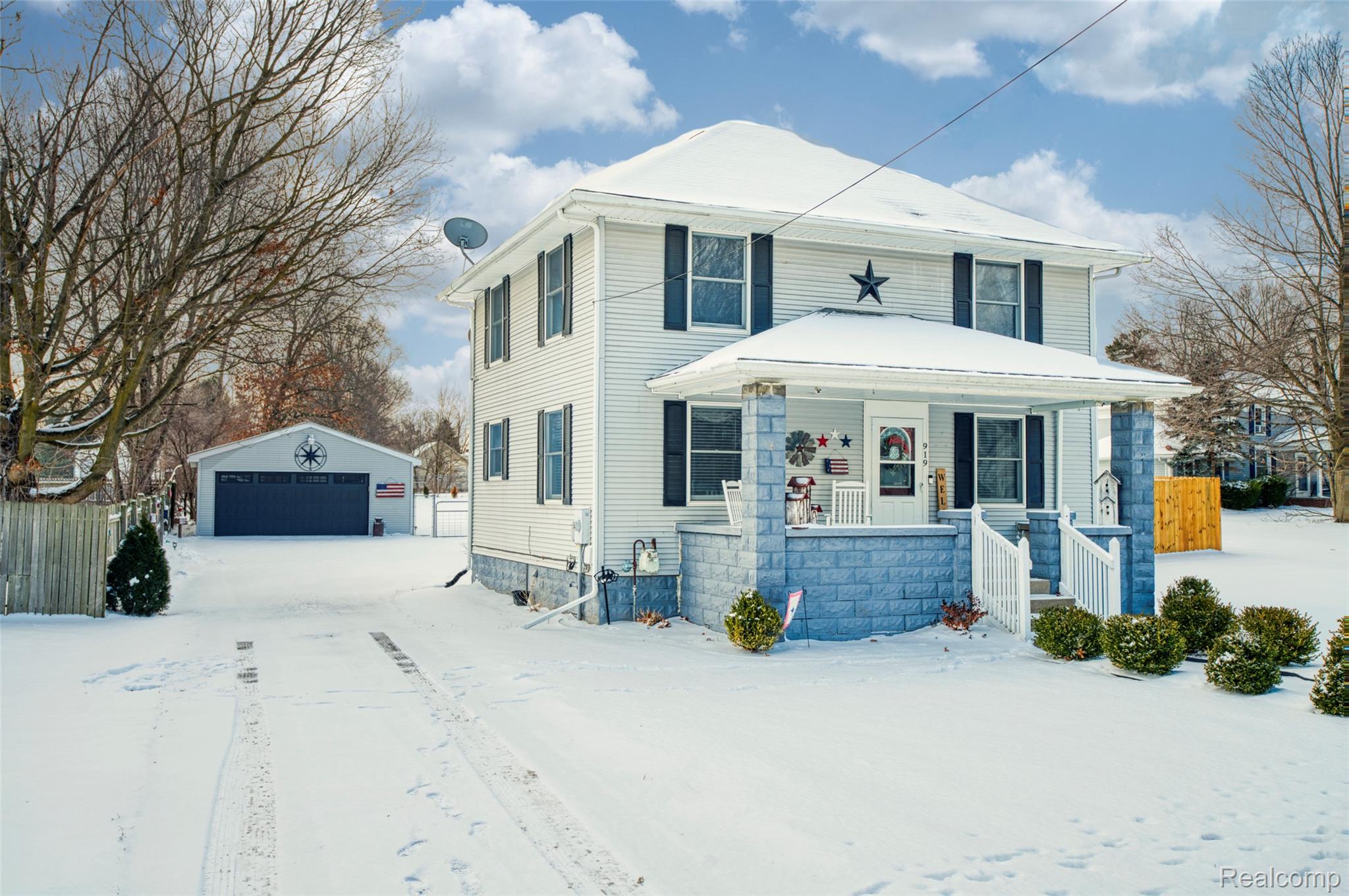 919 E Michigan Avenue