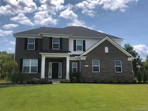 22206 Hilda Lane South Lyon City MI 48178