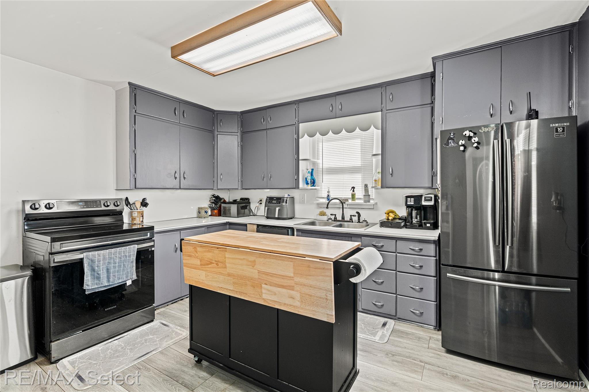 5050 Fairchild Street