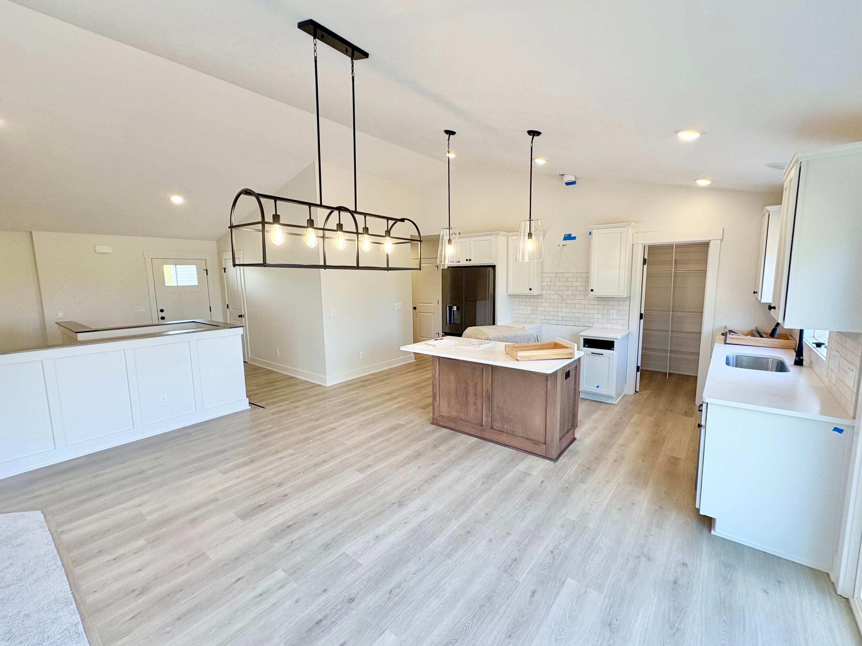 739 Goldenfield Drive