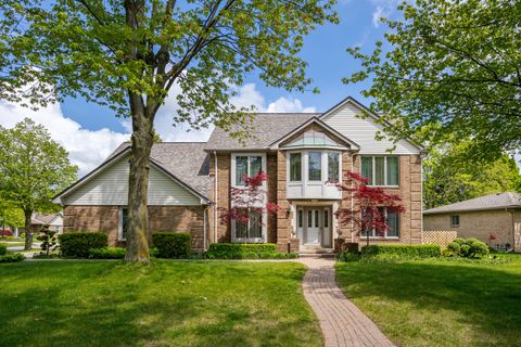 16786 Blue Skies Drive Livonia City Wayne MI 48154
