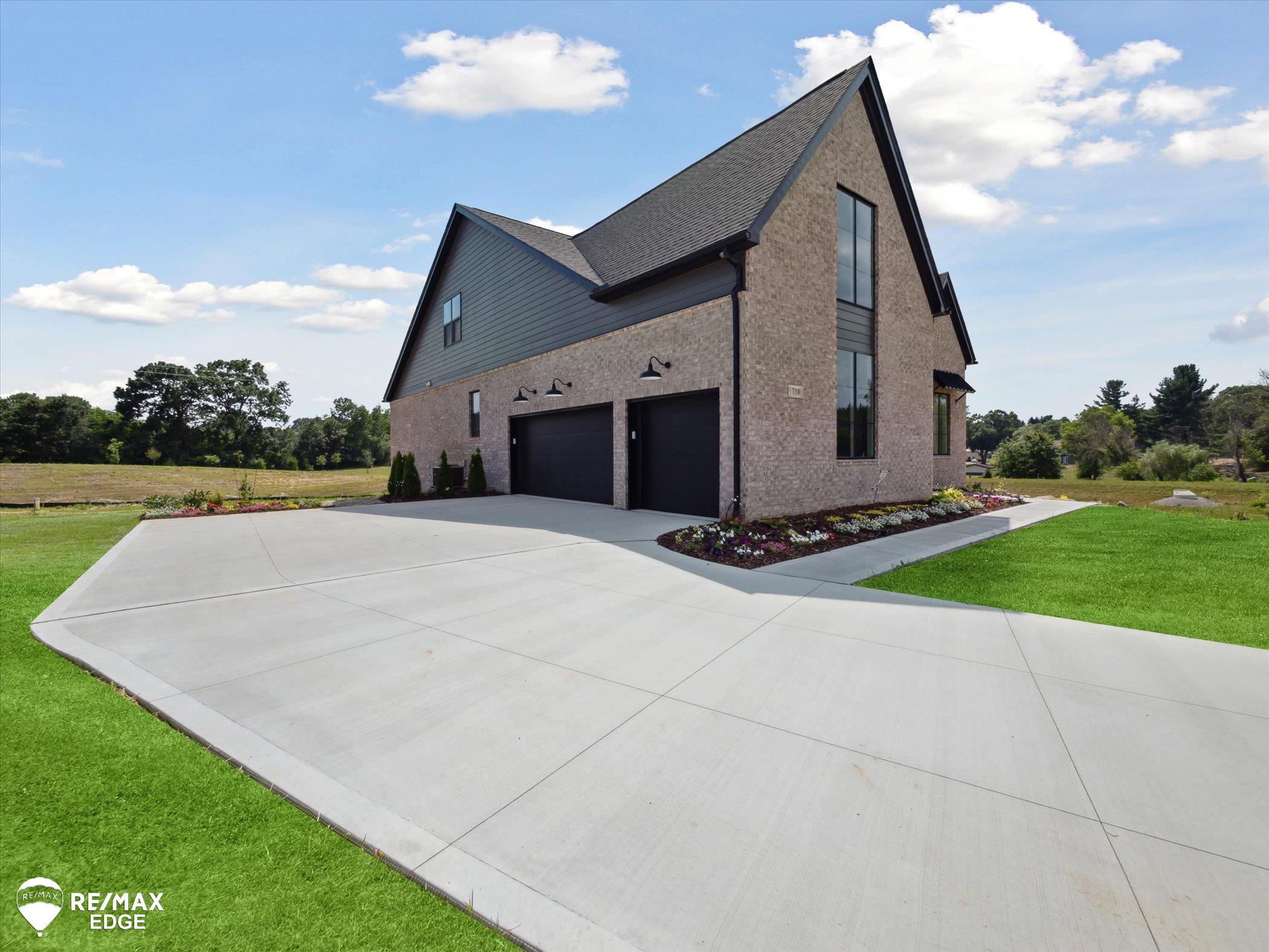 758 Sutton Court