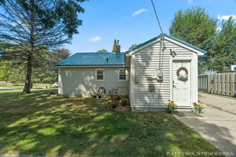 Photo of 14758 152nd Avenue, Grand Haven Charter Township, MI 49417 (MLS # 65026023864)