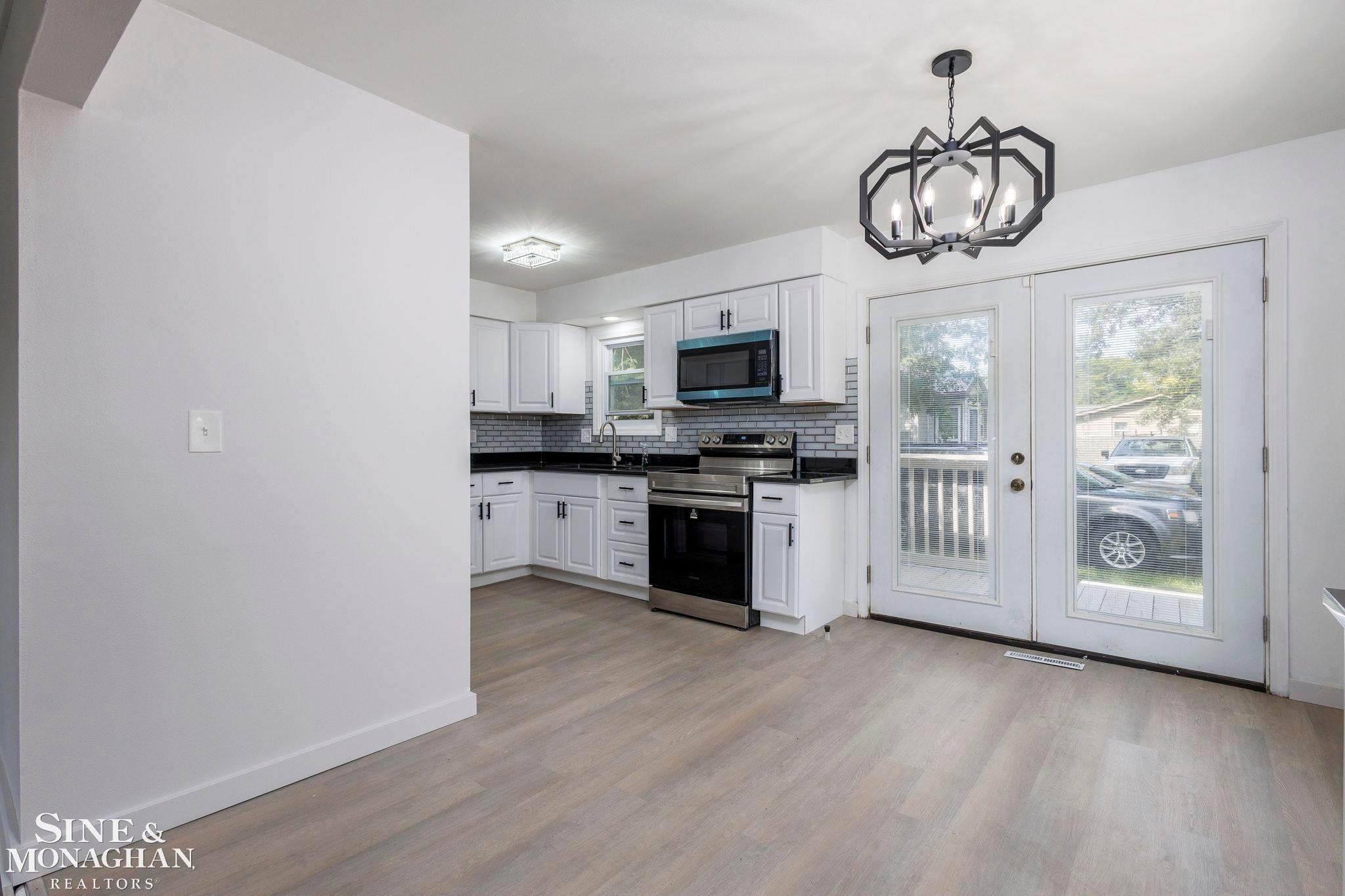 905 Liberty Road