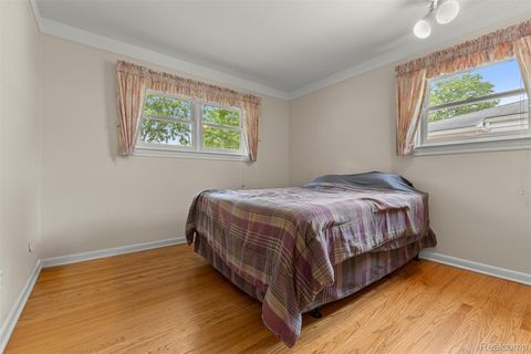 Tiny photo for 27240 W Pleasant Ridge Street, Dearborn Heights City, MI 48127 (MLS # 20261044044)