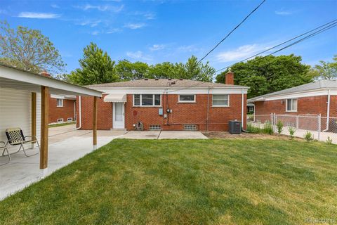 Tiny photo for 27240 W Pleasant Ridge Street, Dearborn Heights City, MI 48127 (MLS # 20261044044)